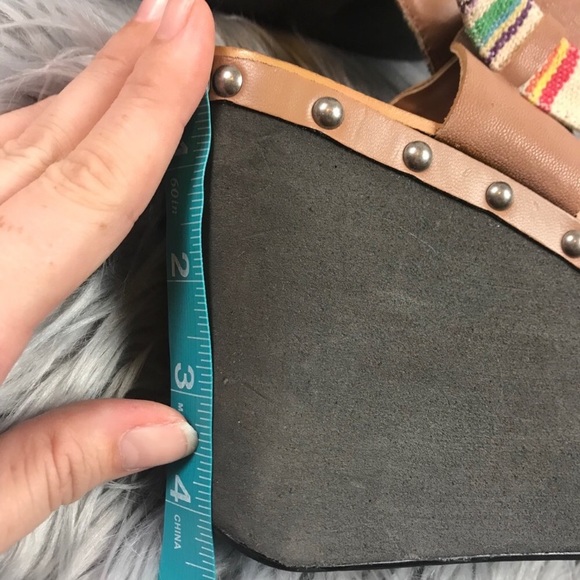 Striped Platform Sandals - Picture 7 of 7